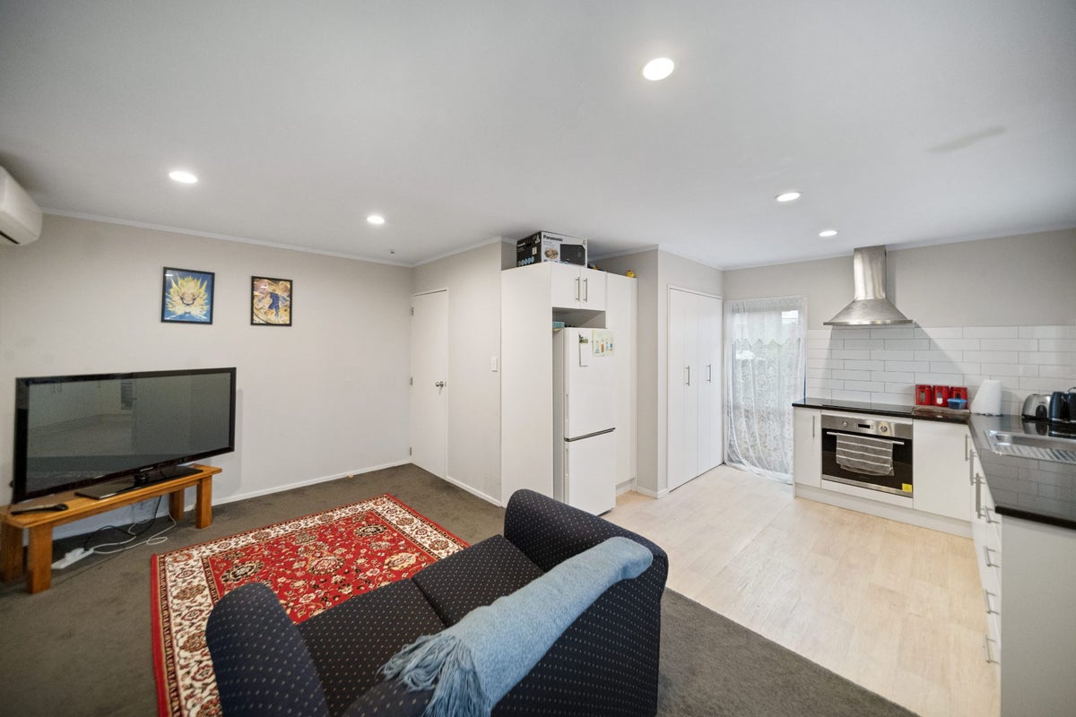529A WEYMOUTH Road, Weymouth, Auckland - Carousel 2