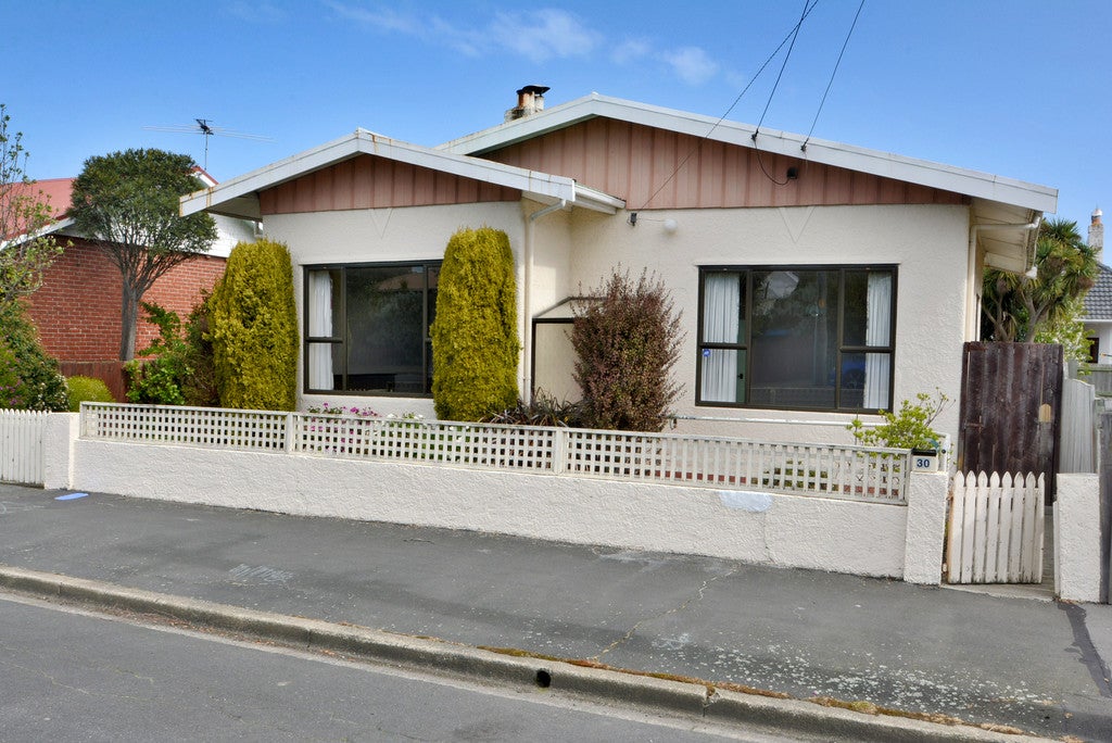 30 Moreau Street, Saint Kilda, Dunedin - Carousel 1