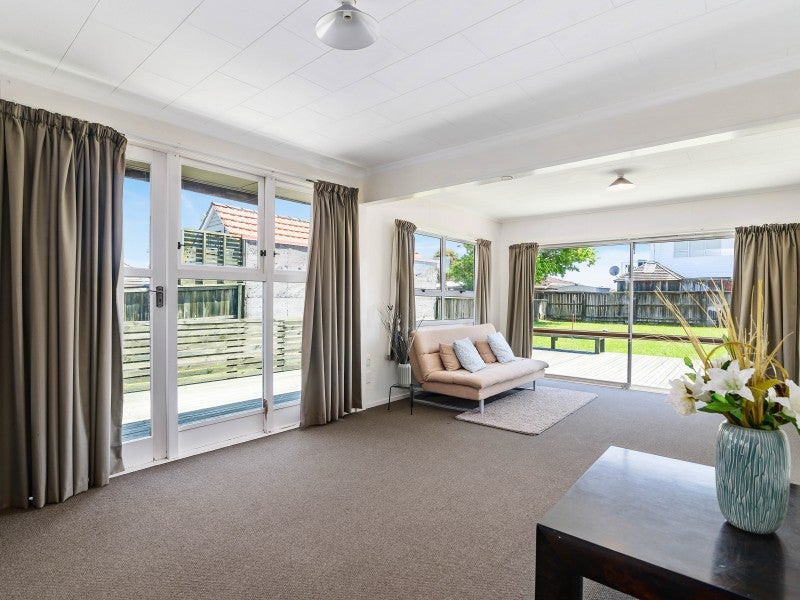 31 Robertson Street, Glenholme, Rotorua - Carousel 2