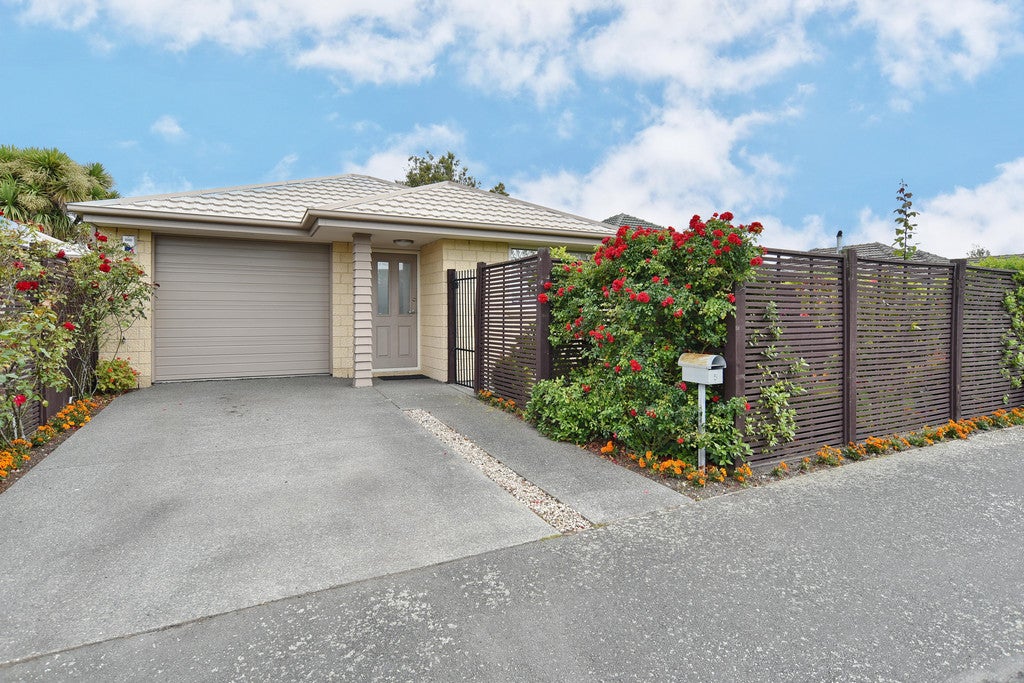 5 Munro Street, Redwood, Christchurch - Carousel 1