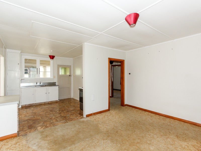 96 Blake Street, Waitara, Waitara - Carousel 2