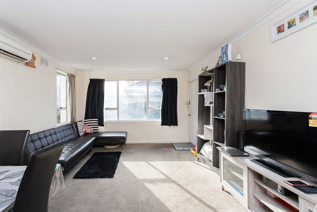3/120 St James Avenue, Papanui, Christchurch - Carousel 2