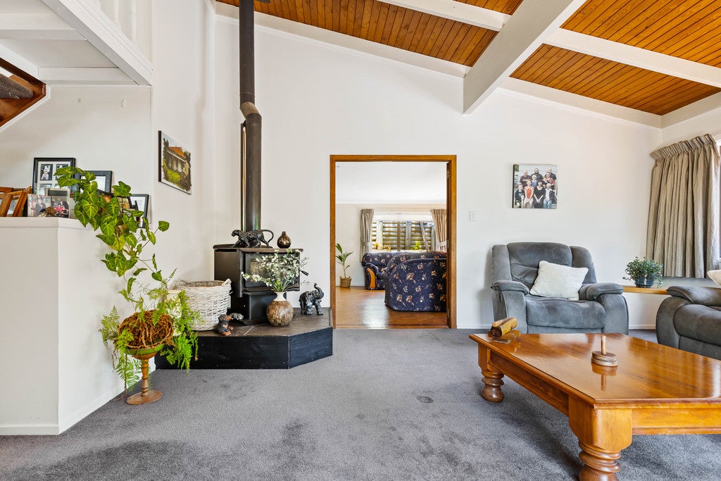 125 Wirihana Road, Titirangi, Auckland - Carousel 2