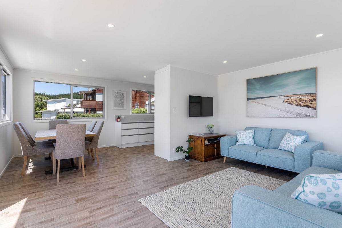 113 Russell Bruce Place, Onemana - Carousel 2