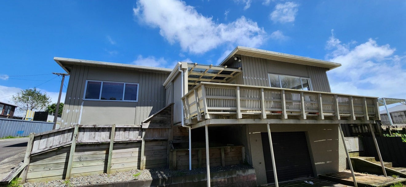 52B Woodleigh Street, Frankleigh Park, New Plymouth - Carousel 2