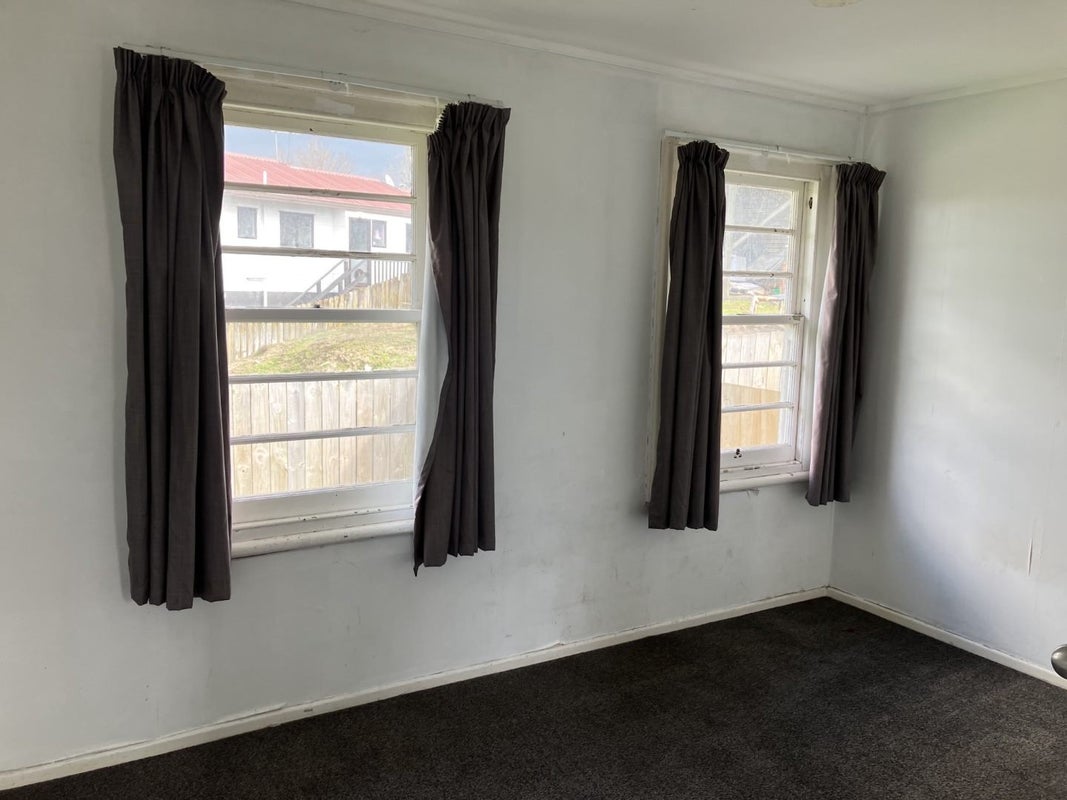 7 Bougainvillaea Terrace, Goodwood Heights, Auckland - Carousel 1
