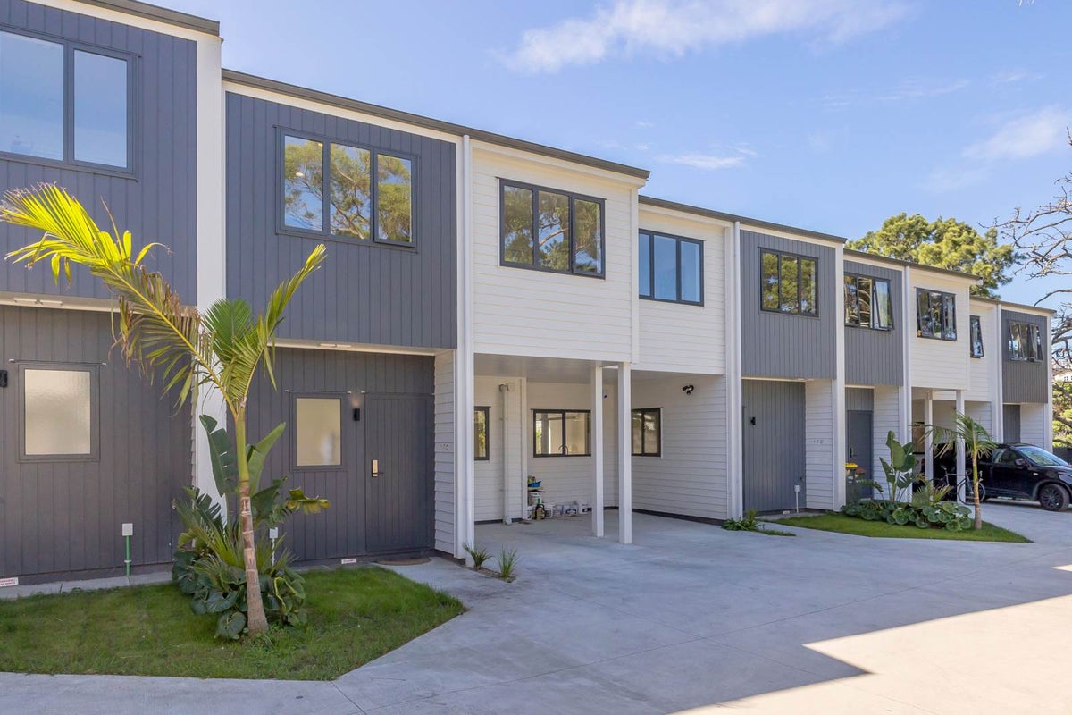 17D Watene Road, Mount Wellington, Auckland - Carousel 1