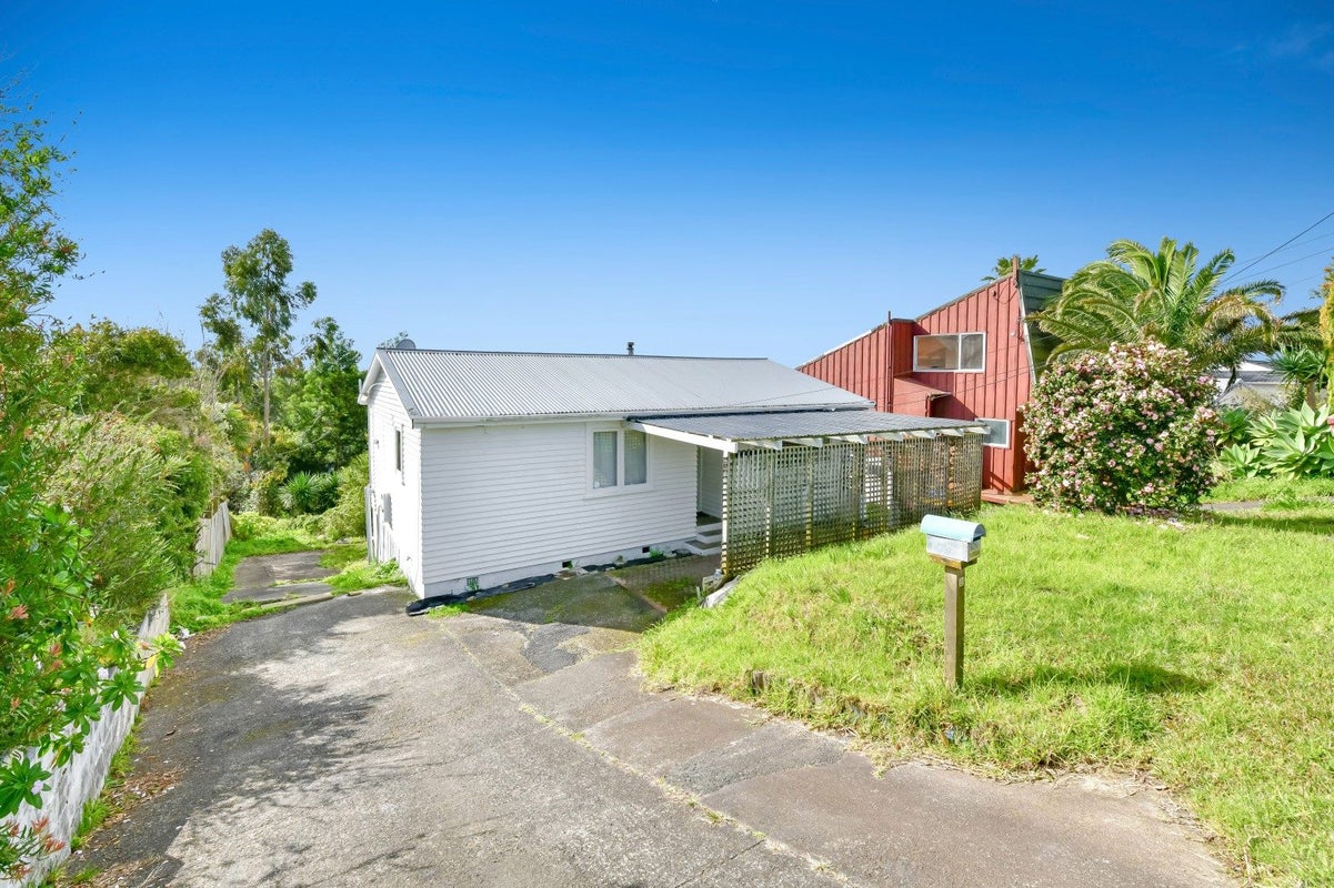 579 East Coast Road, Browns Bay, Auckland - Carousel 20