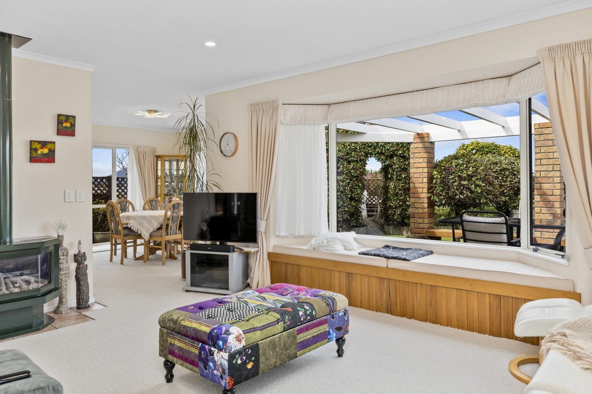 7 Whetu Place, Nukuhau, Taupo, Waikato - Carousel 2