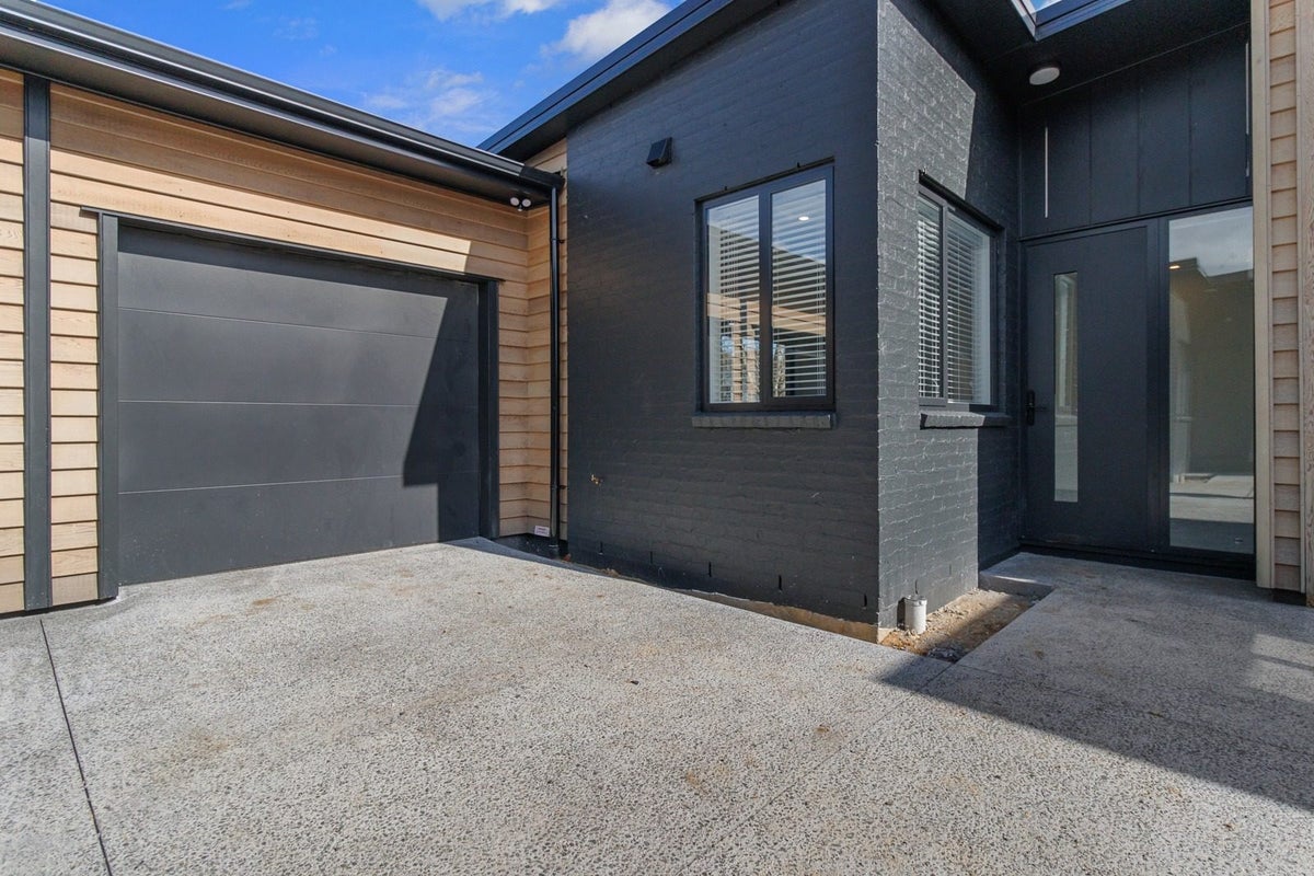 6/61 Forest Lake Road, Forest Lake, Hamilton - Carousel 2