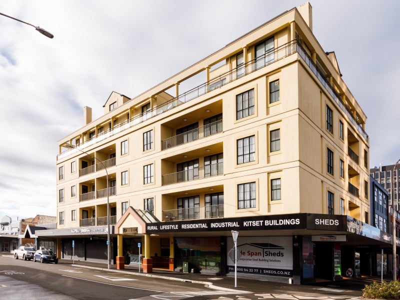 1/6F Queen Street, Palmerston North, Palmerston North - Carousel 1
