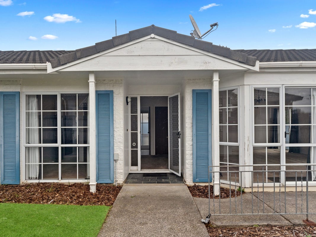 1/5 Napoleon Avenue, Milford, Auckland - Carousel 1