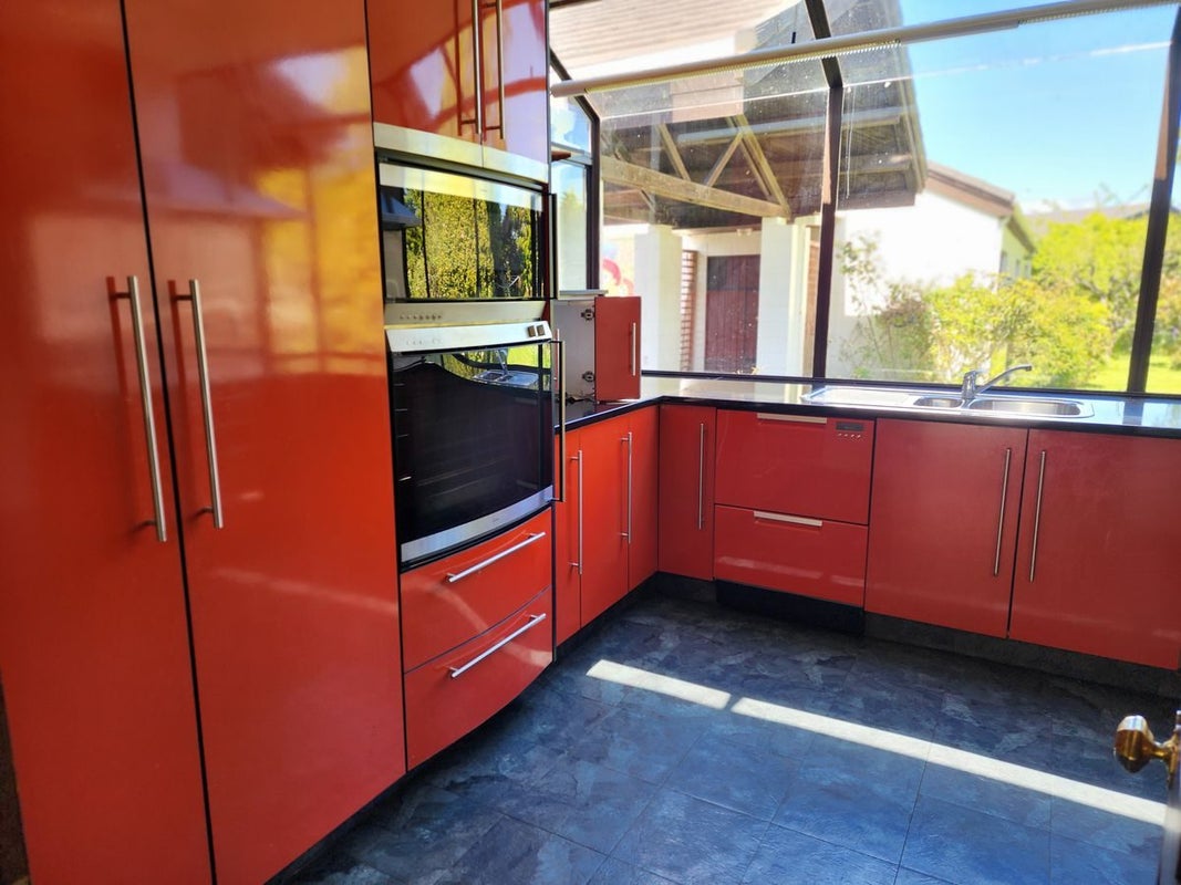 2 Paroa Terrace, Rutherglen, Greymouth - Carousel 2