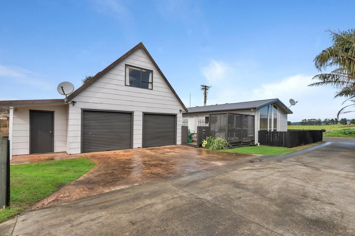37C Pyle Road West, One Tree Point, Whangarei - Carousel 1