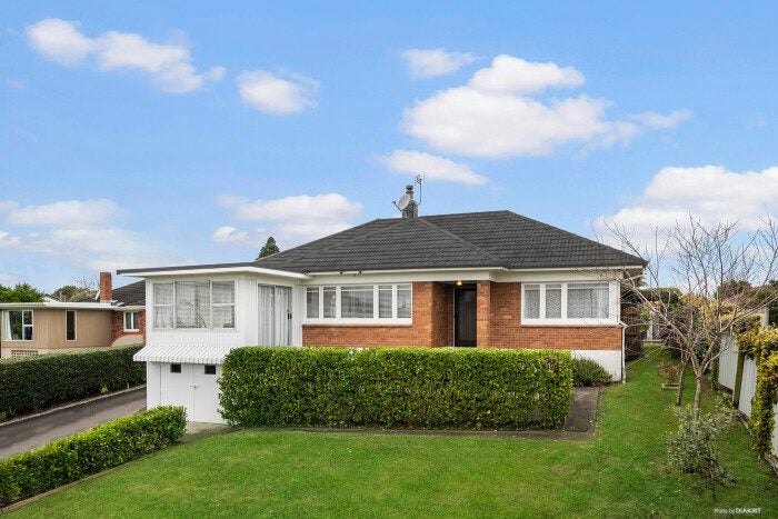11 Owens Road, Waiuku, Waiuku - Carousel 1