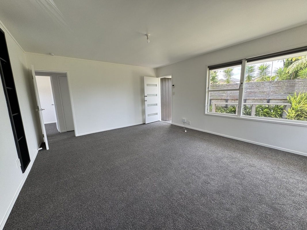 1/84 Luke Street East, Otahuhu, Auckland - Carousel 17
