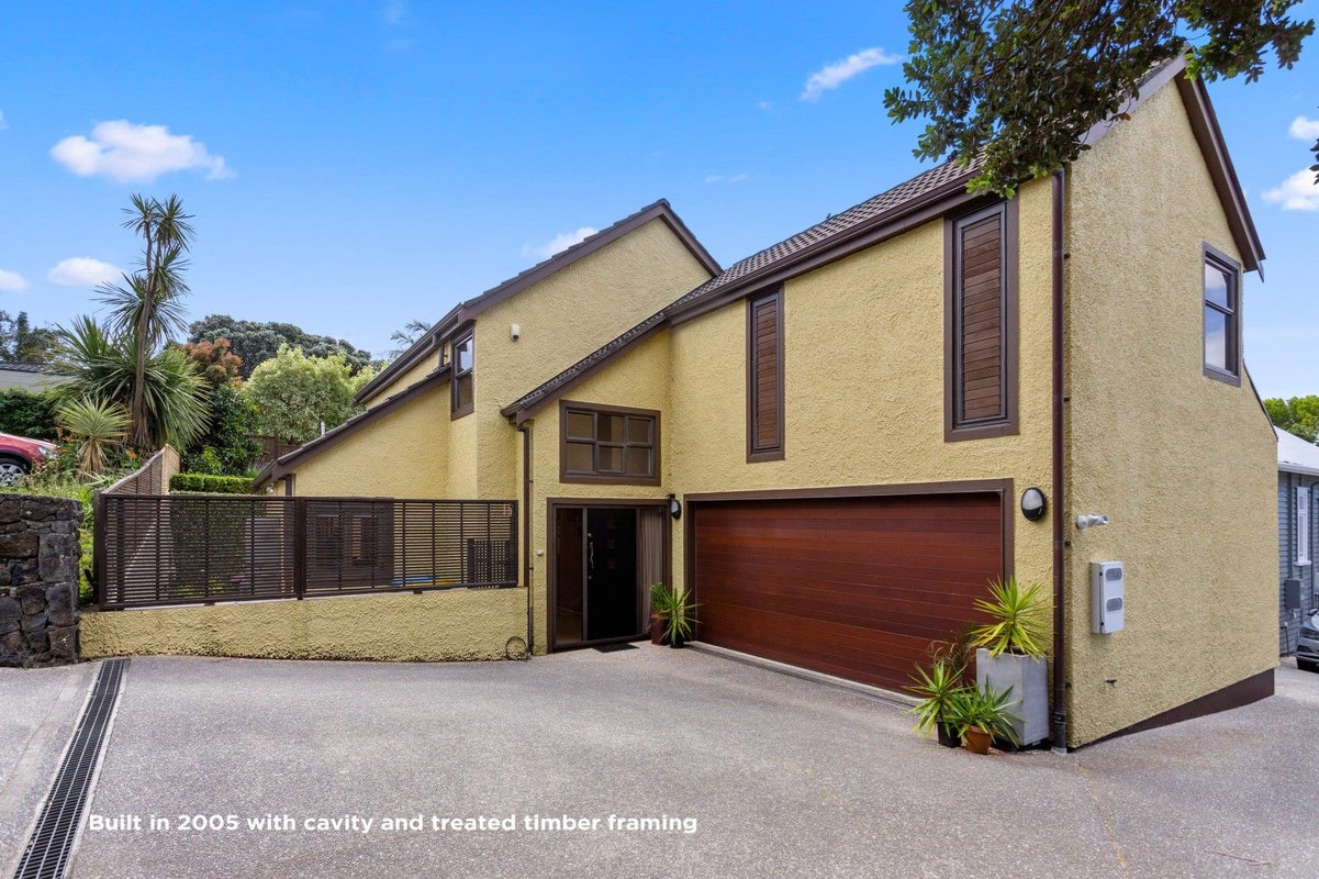 15 Burch Street, Mount Albert, Auckland - Carousel 1