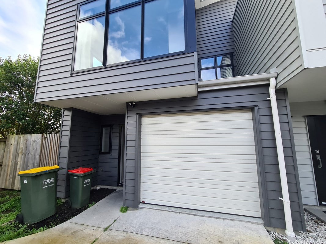 1/61 Fifth Avenue, Enderley, Hamilton - Carousel 1