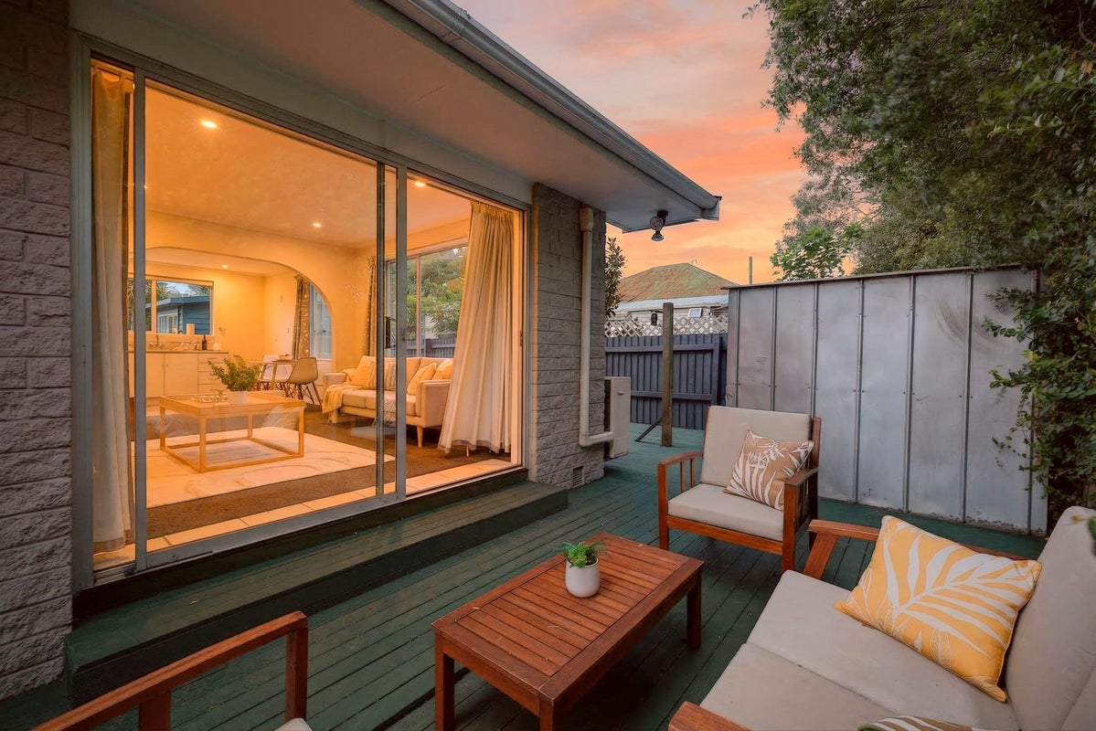 1/565A Ferry Road, Woolston, Christchurch - Carousel 2