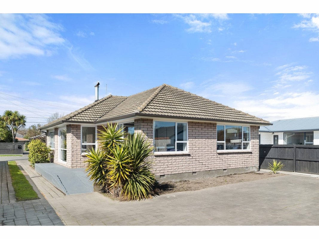 18 Horton Place, Avondale, Christchurch - Carousel 1