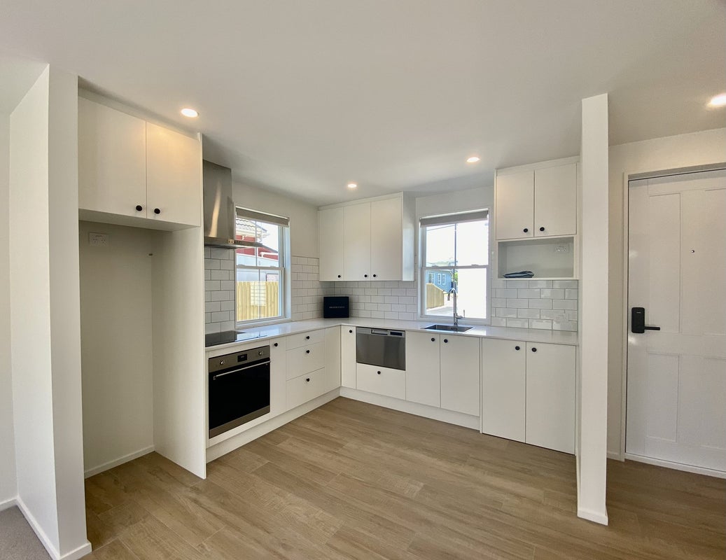 63 Ruskin Street, ADDINGTON, CHRISTCHURCH - Carousel 2