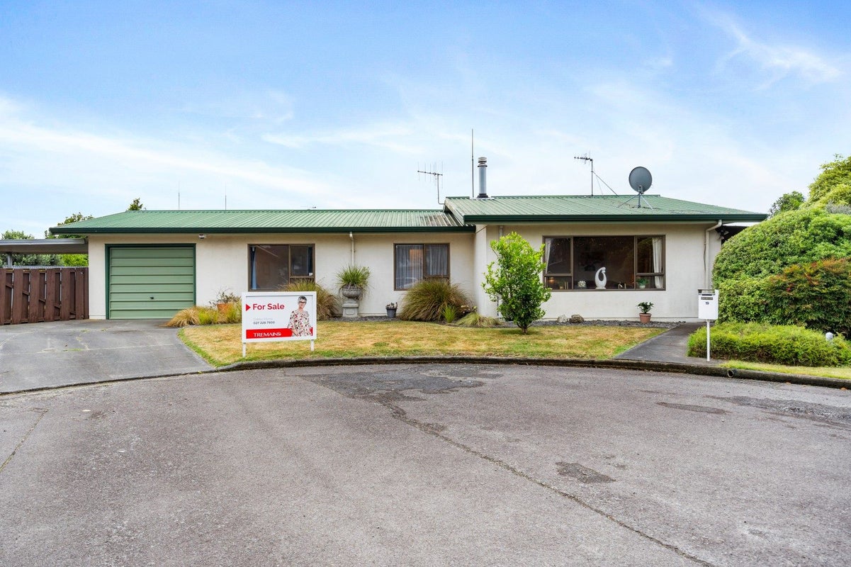 19 Titoki Crescent, Pirimai, Napier - Carousel 1