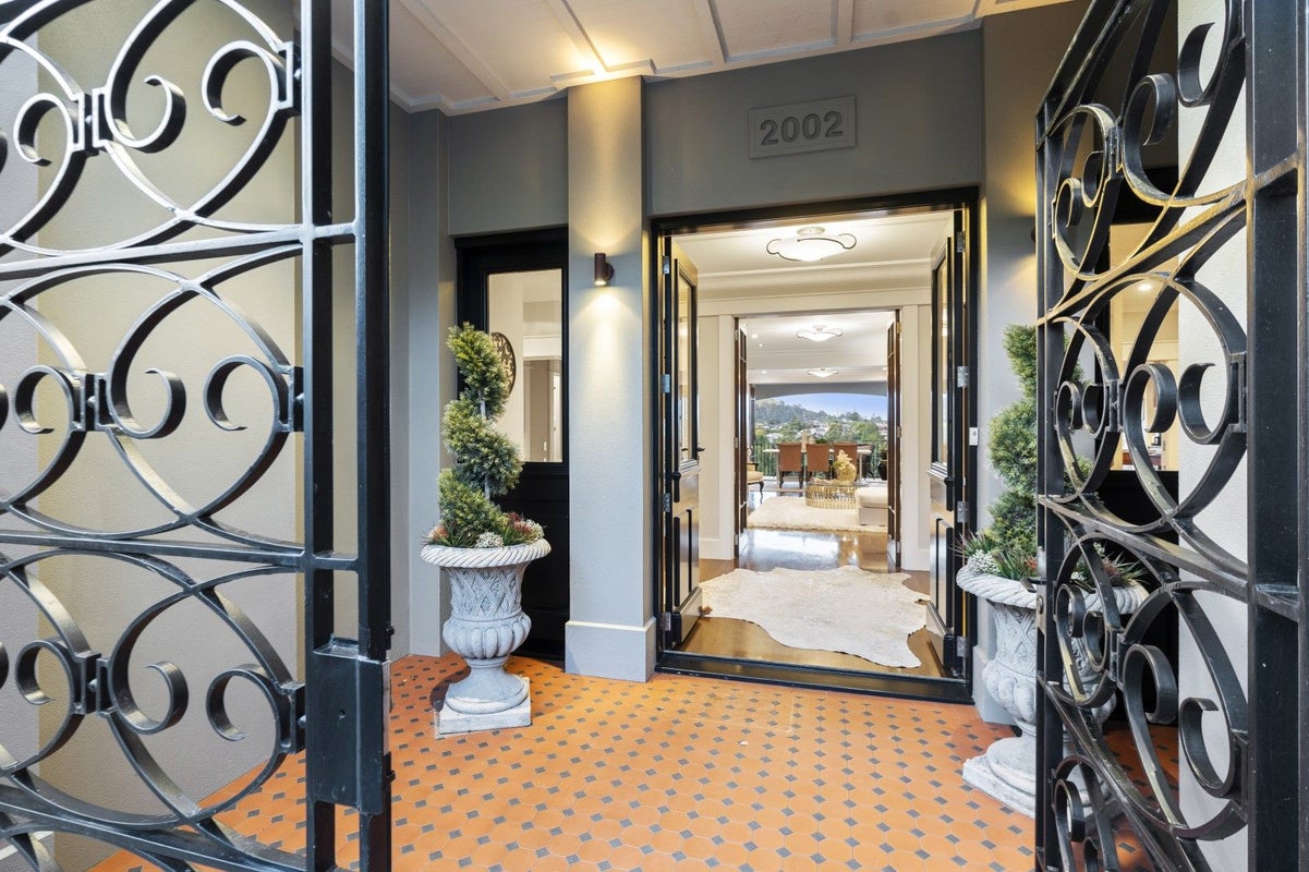 30 Rahiri Road, Mount Eden, Auckland - Carousel 2