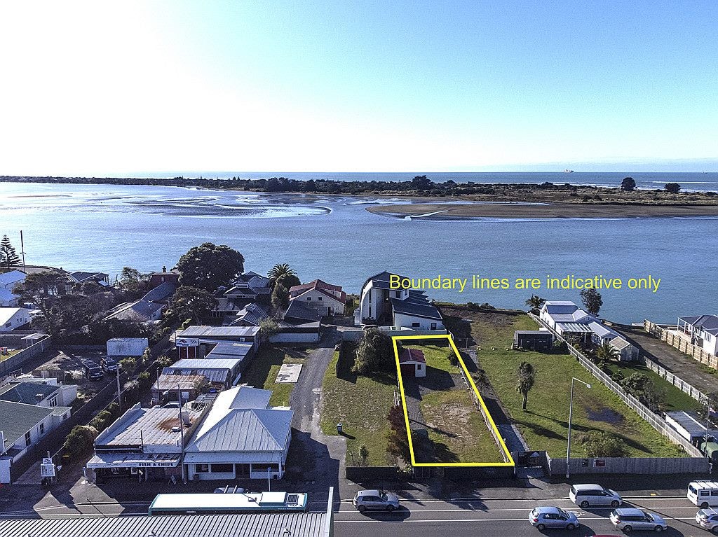 105 Main Road, Redcliffs, Christchurch - Carousel 1