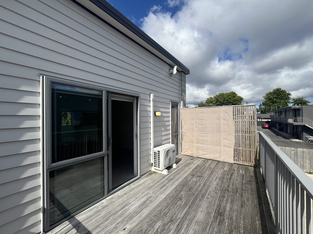 7/161 Nixon Street, Hamilton East, Hamilton - Carousel 12