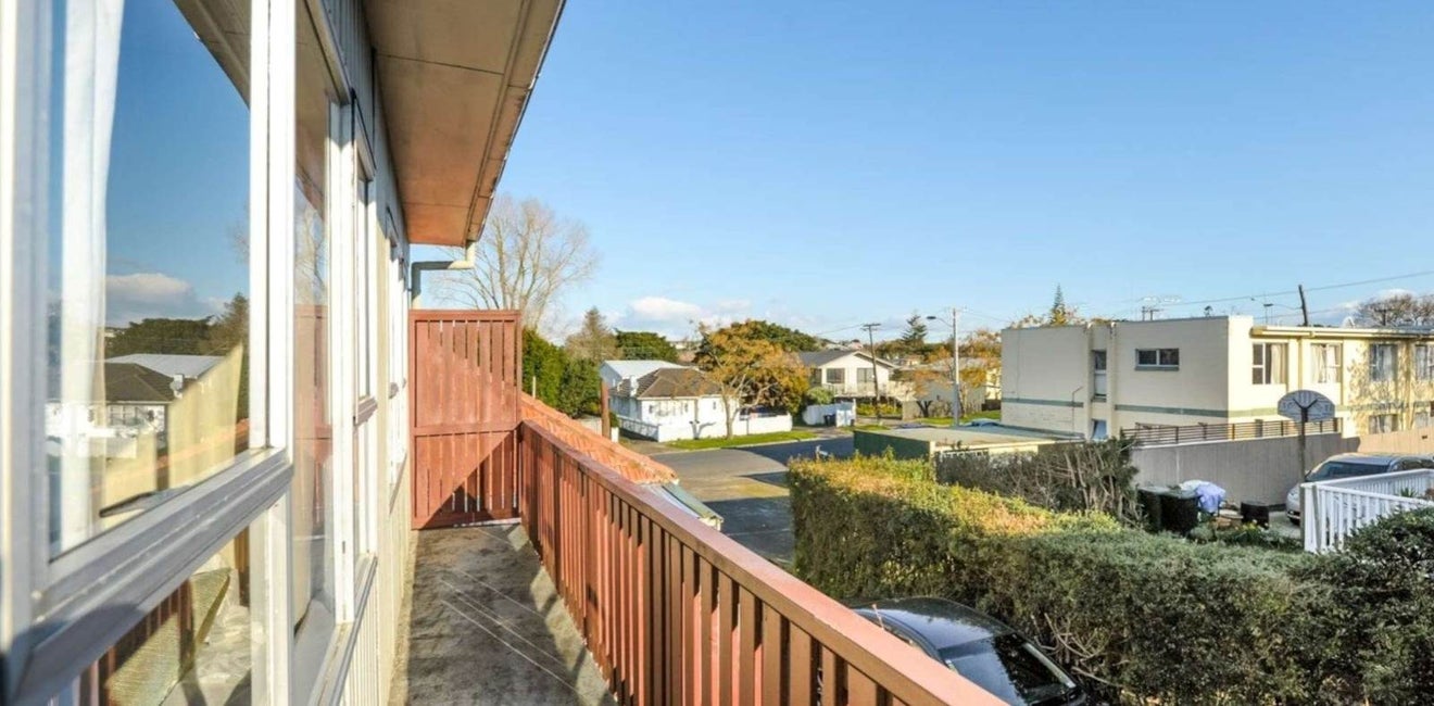 3/156 Hendon Avenue, Owairaka, Auckland - Carousel 2