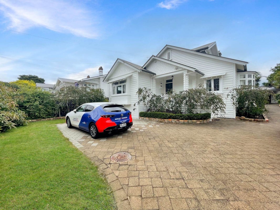 1 Fairholme Avenue, Epsom, Auckland - Carousel 1