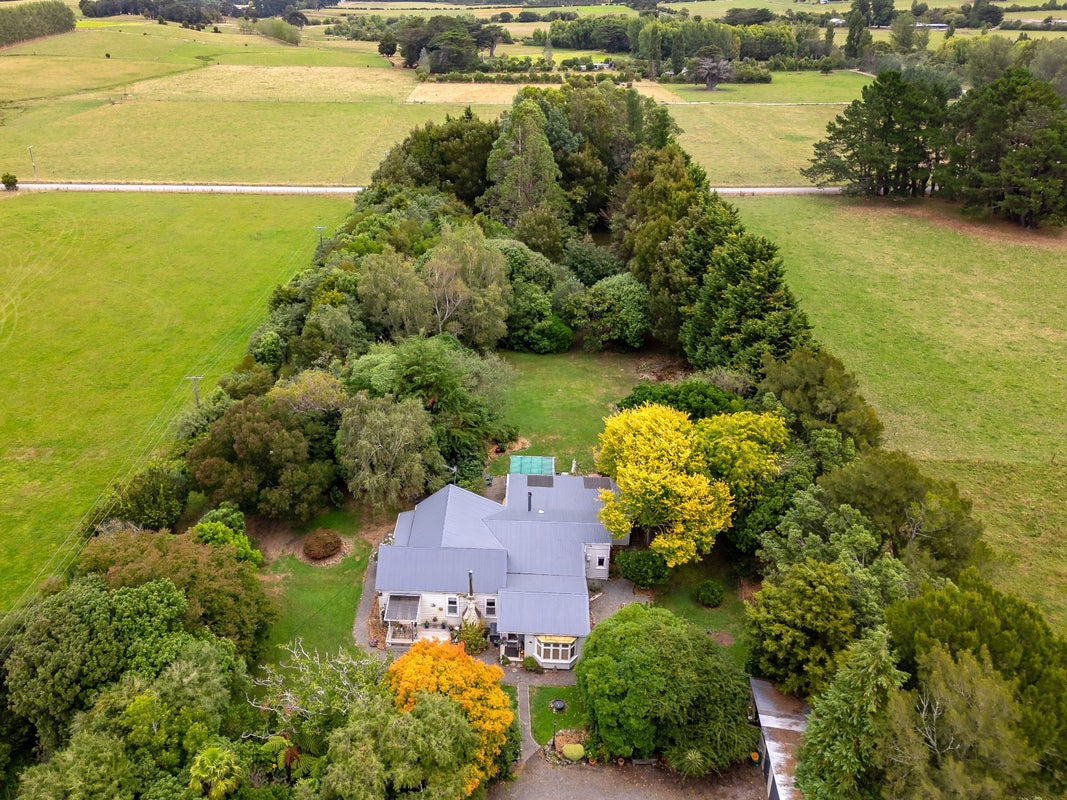783 Upper Belvedere Road, CARRINGTON, CARTERTON - Carousel 2