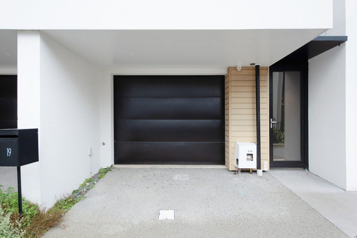 19 Erica Pabst WAY, Island Bay, Wellington - Carousel 2