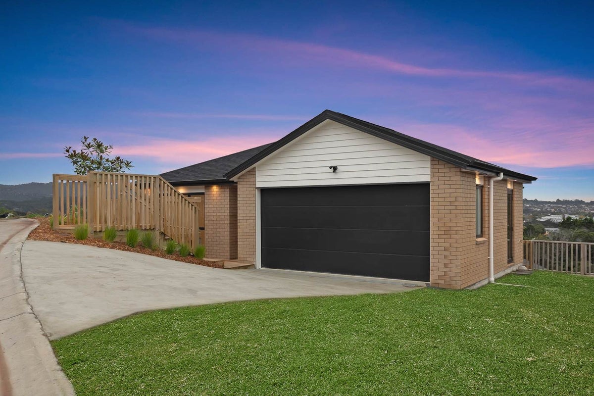 11 Ara Mara Hua, Henderson, Auckland - Carousel 2