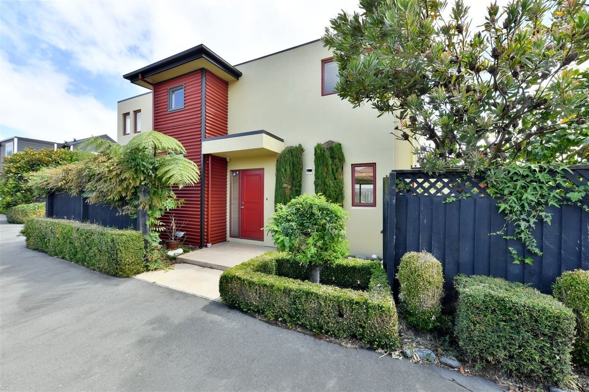 5 Staveley Street, Avonhead, Christchurch - Carousel 1