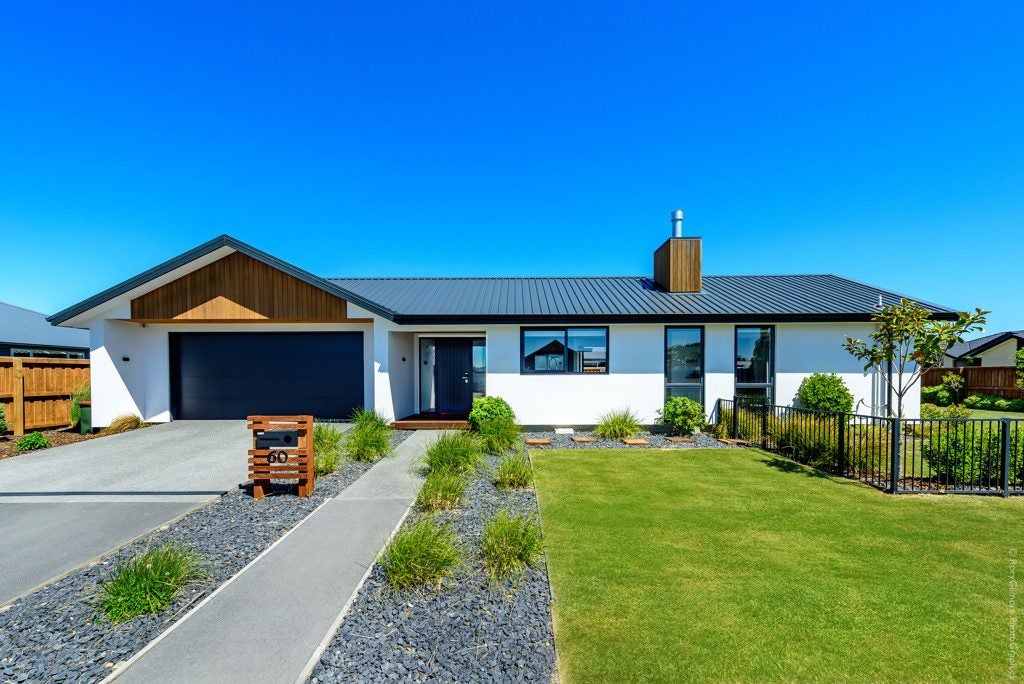 60 Oaks Drive, Lincoln, Lincoln - Carousel 2