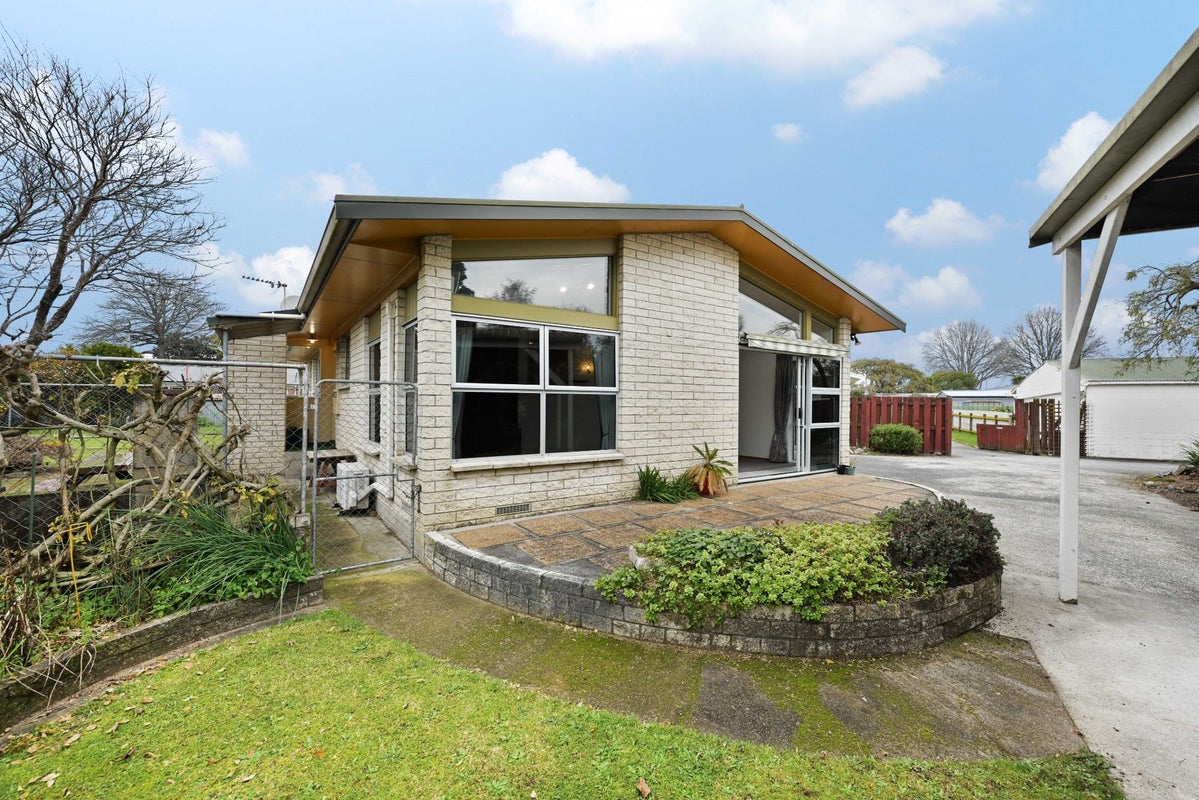 79 Snell Drive, Chartwell, Hamilton - Carousel 2