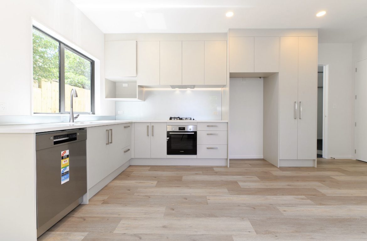 2E Garner Place, Glenfield, Auckland - Carousel 2