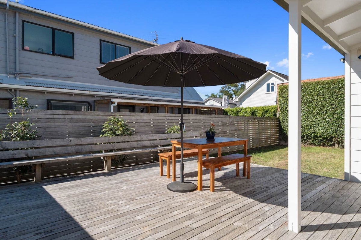 16A Euston Road, Sandringham, Auckland - Carousel 2