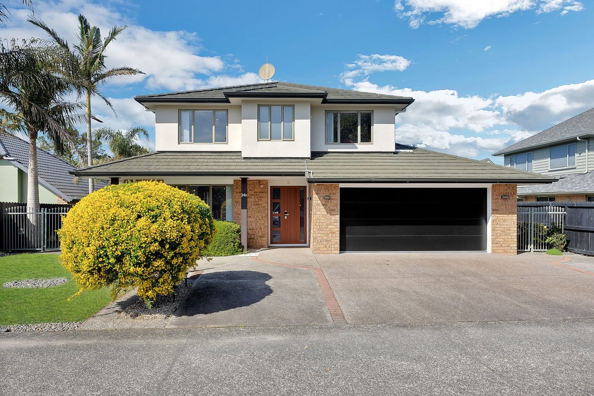 24A Glenross Drive, Wattle Downs, Auckland - Carousel 2