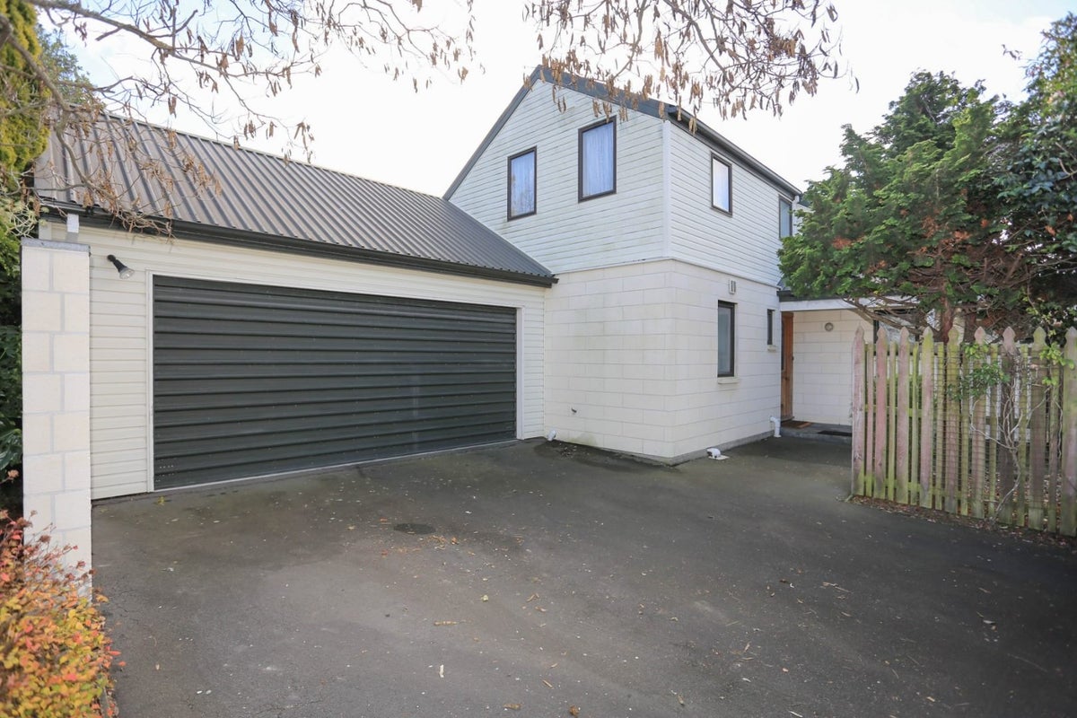 1/90 Proctor Street, Papanui, Christchurch - Carousel 1