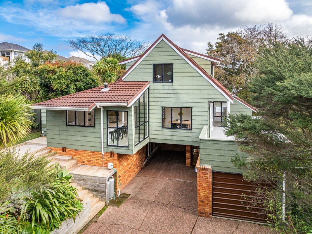 3 Tranquil Glade, Hillcrest, Auckland - Carousel 1