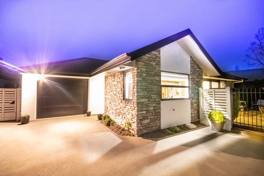 3/5 Hadlow Place, Burnside, Christchurch - Carousel 1