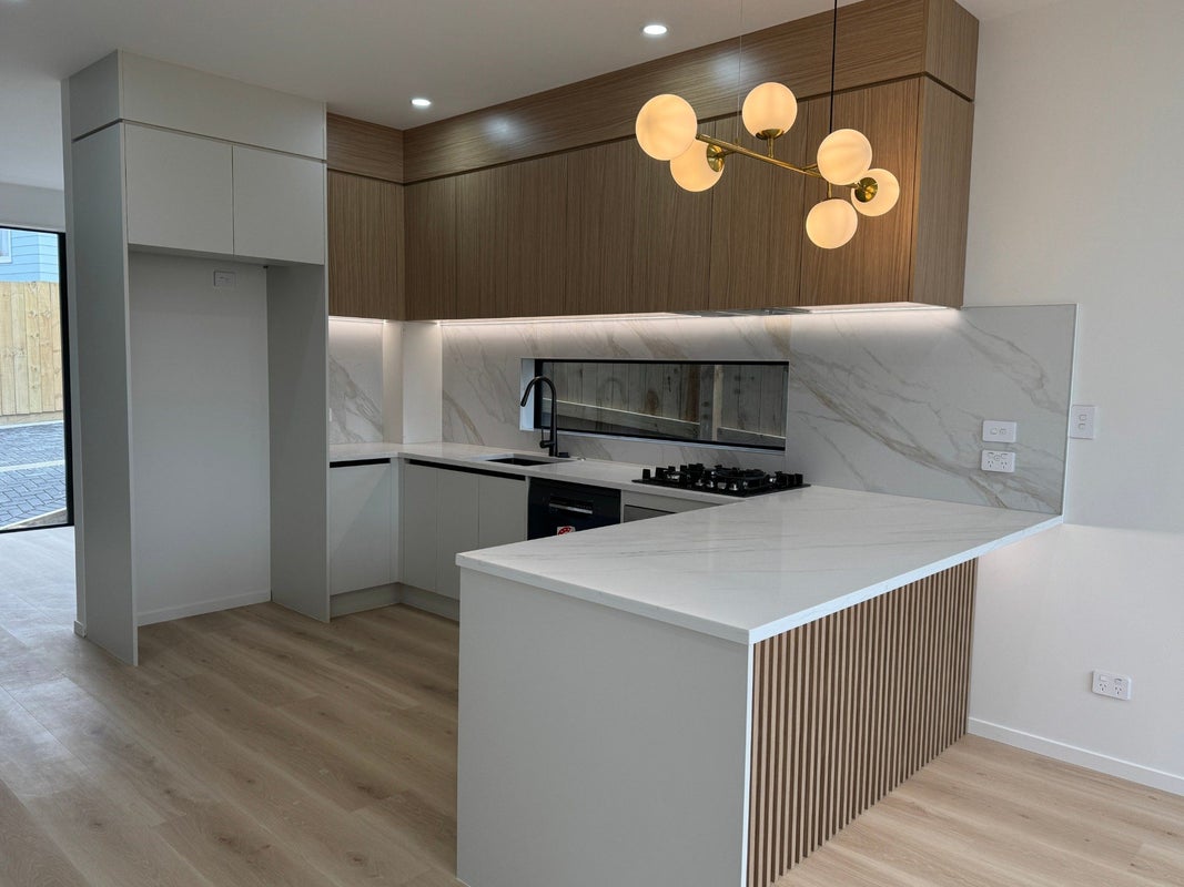 12 Karo Place, Glendene, Auckland - Carousel 2