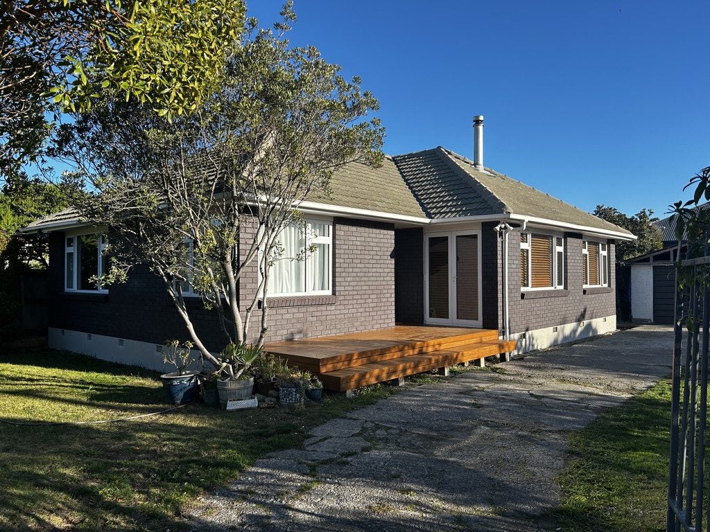 396 Pine Avenue, South New Brighton, Christchurch - Carousel 1