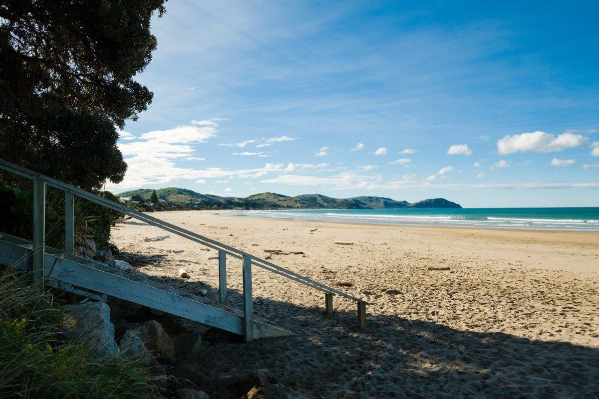 21 Lloyd George Road, Wainui, Gisborne - Carousel 25