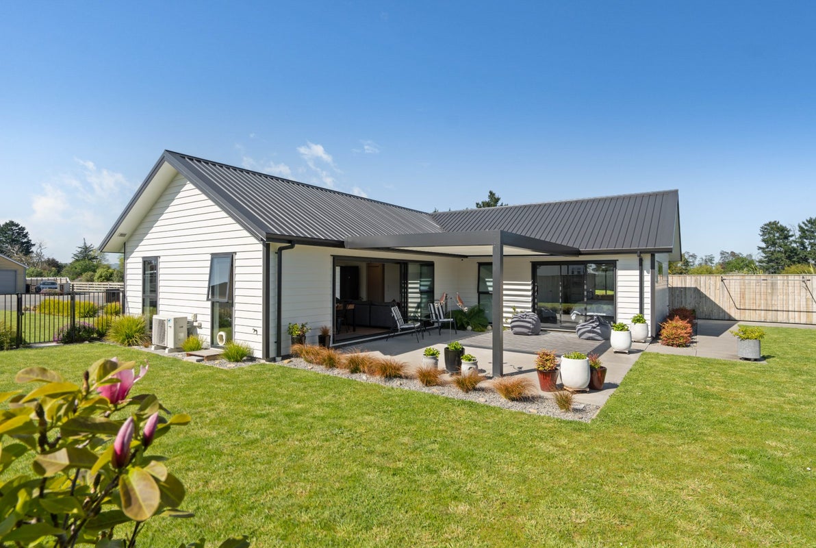 14 Plum Tree Lane, Solway, Masterton - Carousel 2