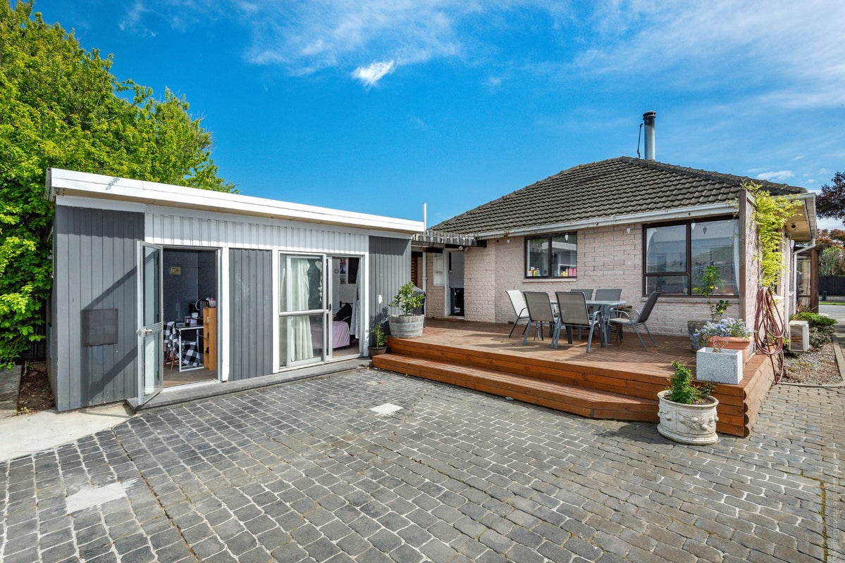 230 Shortland Street, Aranui, Christchurch - Carousel 2