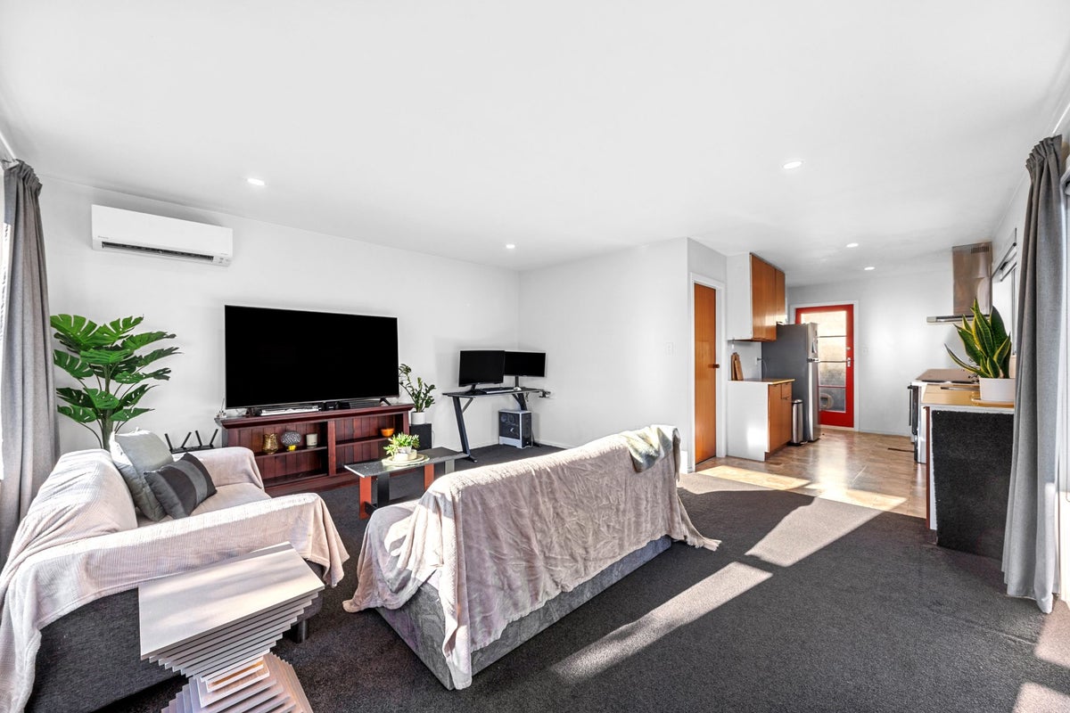 2/35 Torrens Road, Hillmorton, Christchurch - Carousel 2