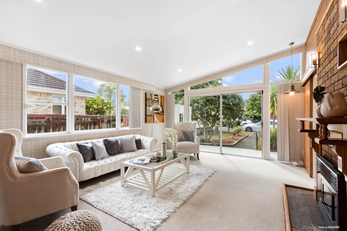 63 Angelo Avenue, Howick, Auckland - Carousel 2